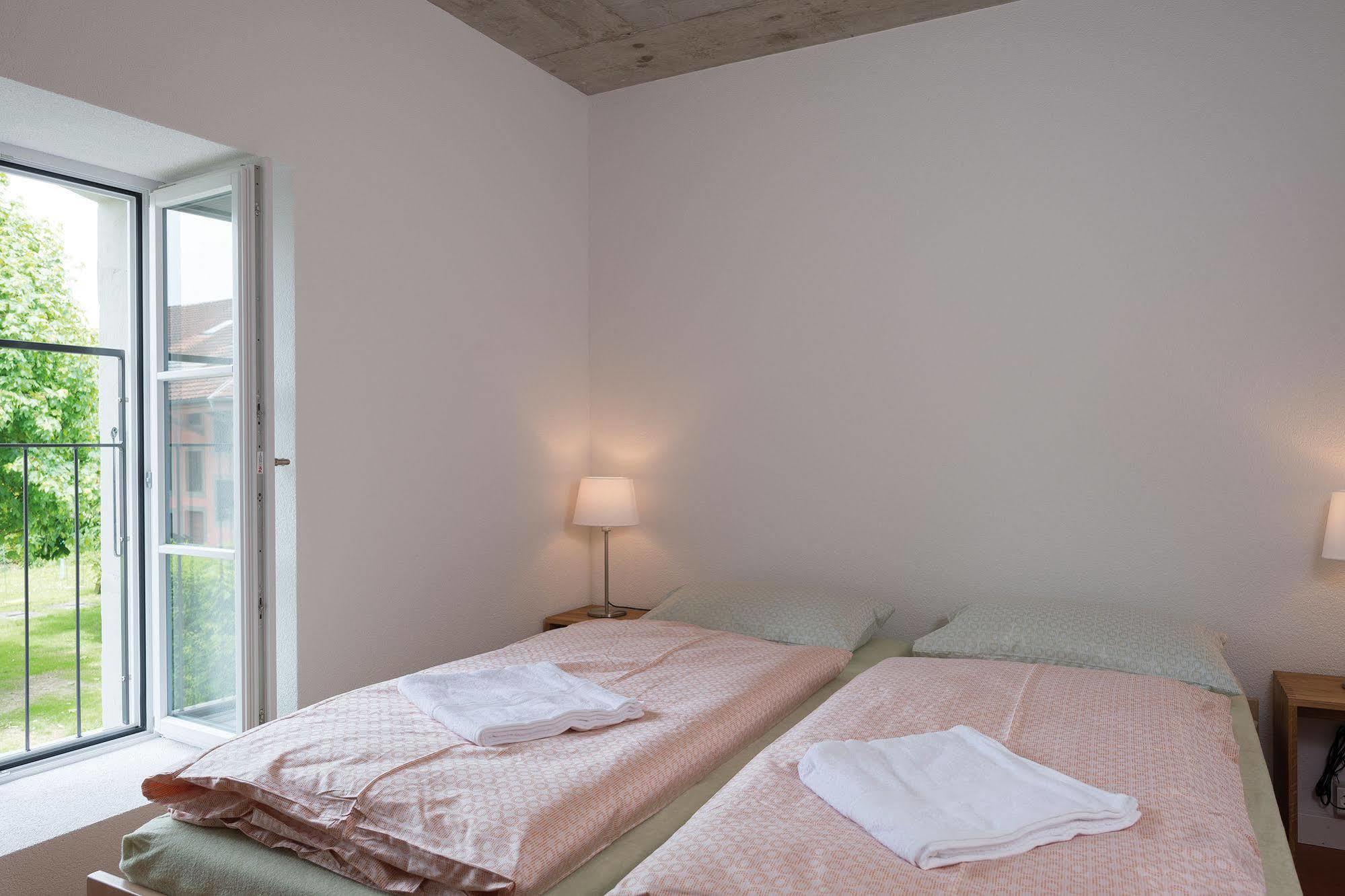 Avenches Youth Hostel מראה חיצוני תמונה