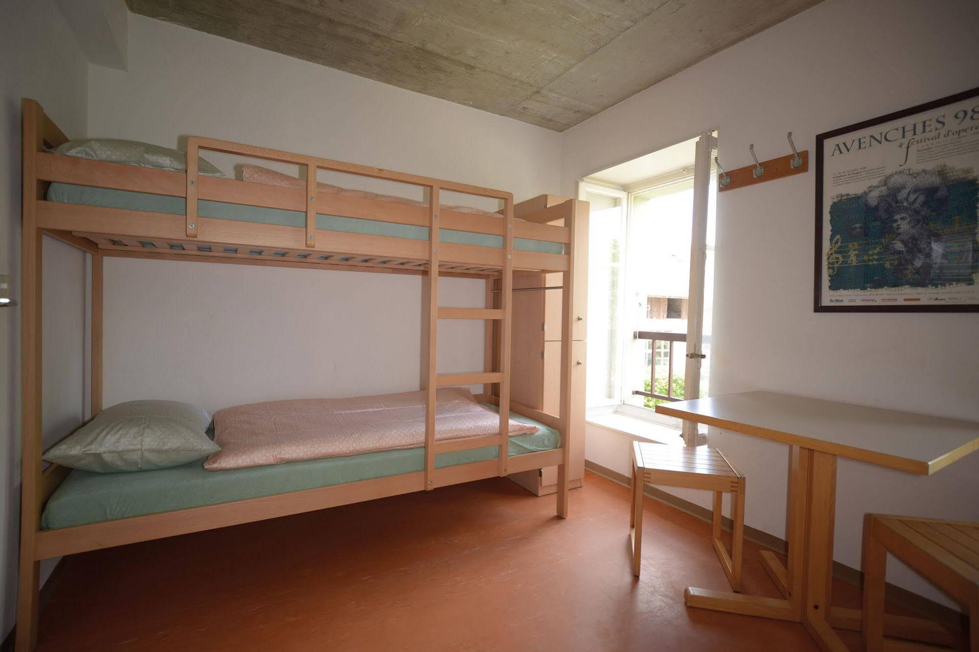 Avenches Youth Hostel מראה חיצוני תמונה