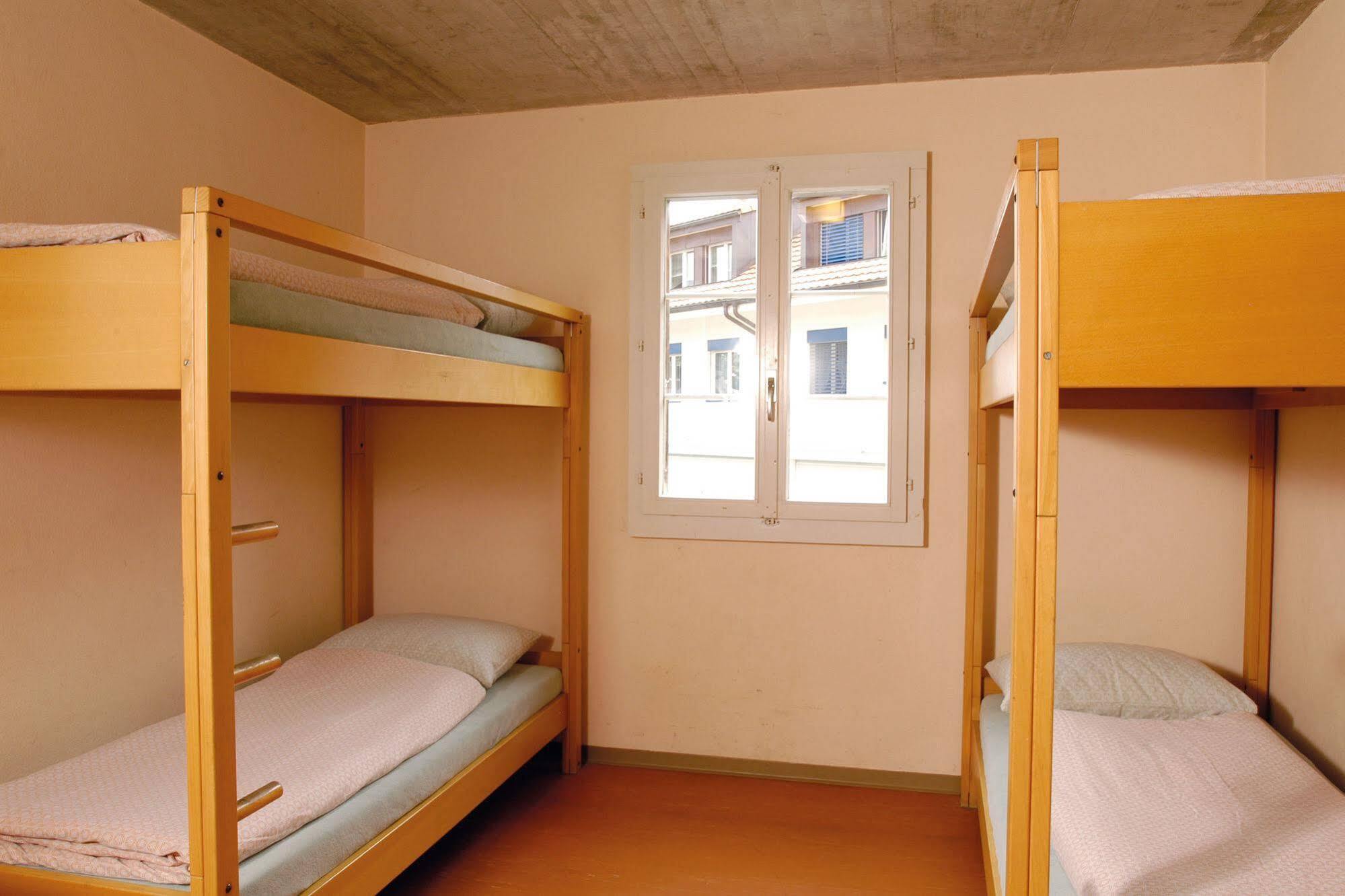 Avenches Youth Hostel מראה חיצוני תמונה